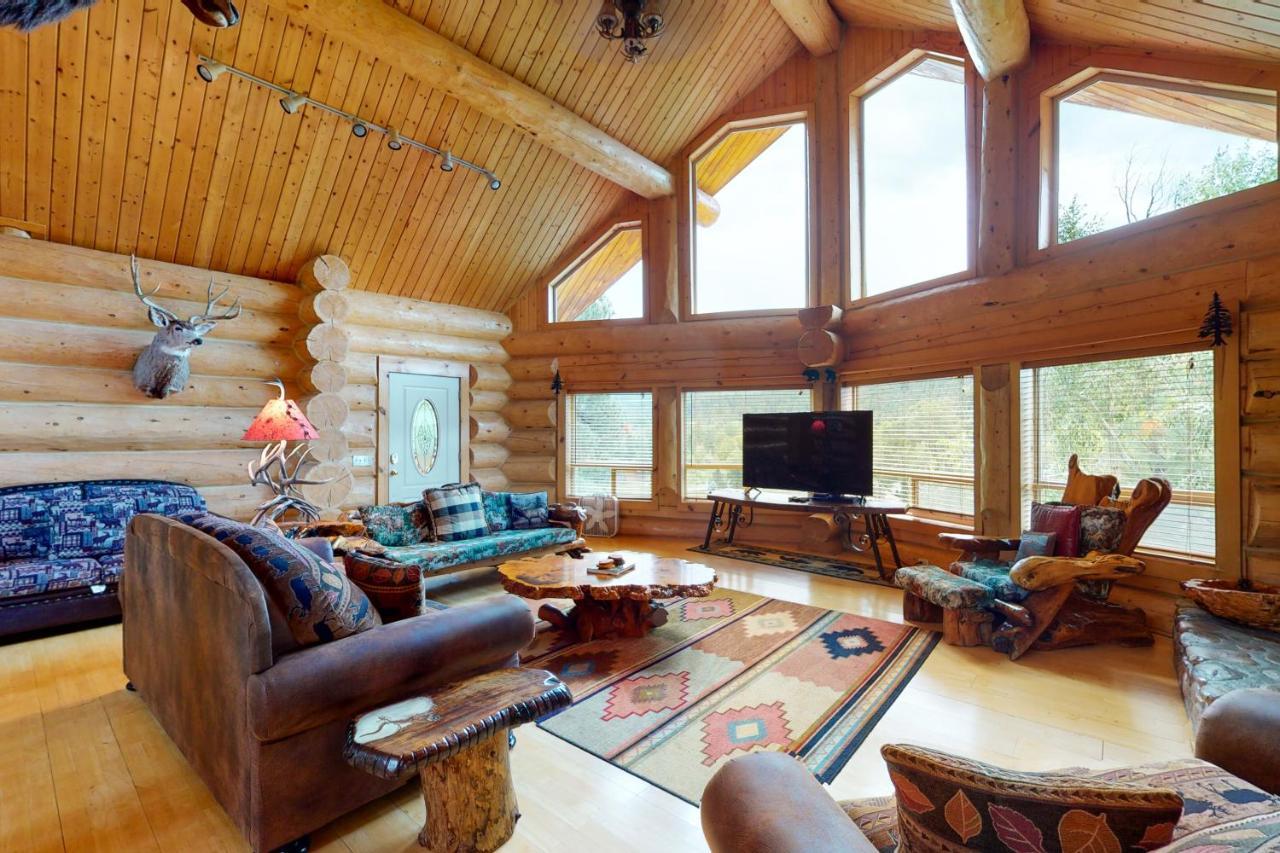 Sunflower Lodge Пагоса-Спрингс Экстерьер фото